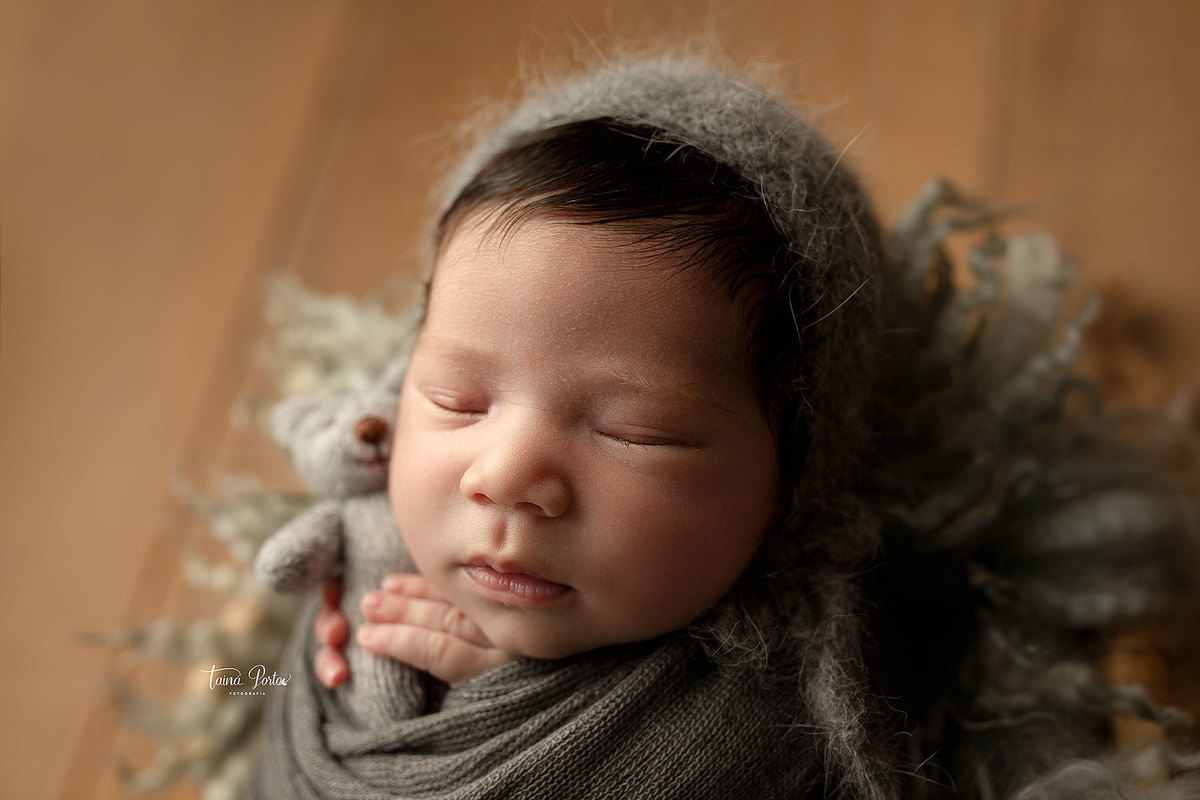 ensaionewborncuritiba,newborncuritiba,fotosderecemnascido,recemnascidoscuritba,fotografanewborncuritba,booknewborncuritiba,fotografanewborn,newborn,tainaportofotografia,tainaportofotografianewborn