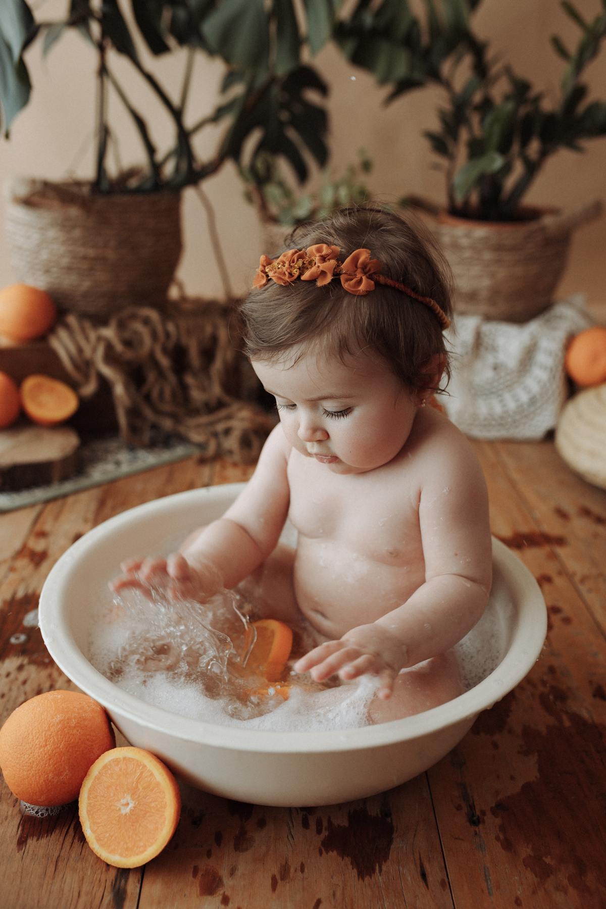 ensaioinfantilcuritiba,fotografiainfantil,fotosdebebes,ensaiodefamiliacuritiba,ensaioinfantilcuritiba,estudiofotograficocuritiba,tainaportofotografia,ensaiodefrutinhas,introduçãoalimentar