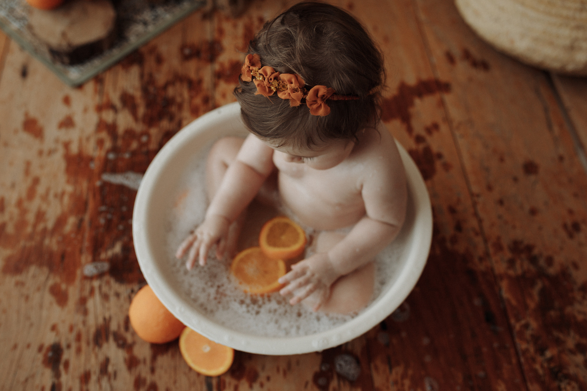 ensaioinfantilcuritiba,fotografiainfantil,fotosdebebes,ensaiodefamiliacuritiba,ensaioinfantilcuritiba,estudiofotograficocuritiba,tainaportofotografia,ensaiodefrutinhas,introduçãoalimentar