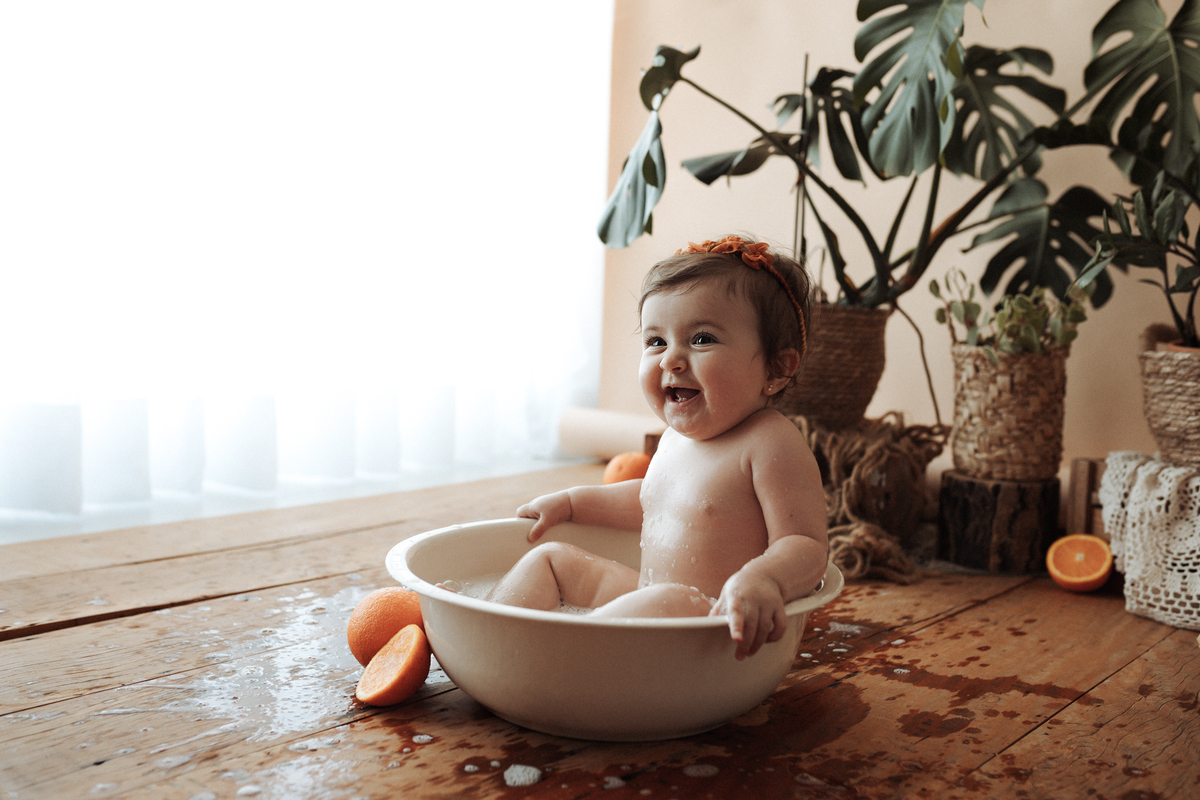 ensaioinfantilcuritiba,fotografiainfantil,fotosdebebes,ensaiodefamiliacuritiba,ensaioinfantilcuritiba,estudiofotograficocuritiba,tainaportofotografia,ensaiodefrutinhas,introduçãoalimentar