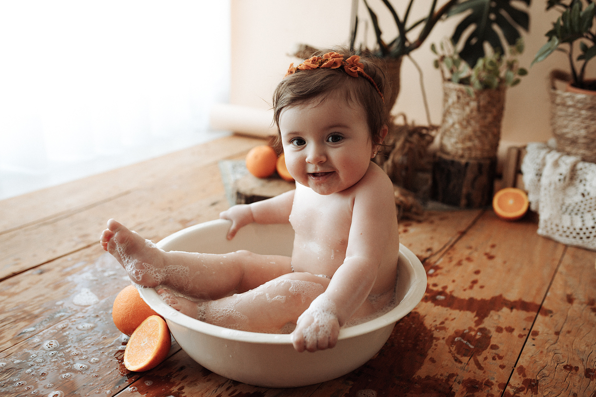 ensaioinfantilcuritiba,fotografiainfantil,fotosdebebes,ensaiodefamiliacuritiba,ensaioinfantilcuritiba,estudiofotograficocuritiba,tainaportofotografia,ensaiodefrutinhas,introduçãoalimentar