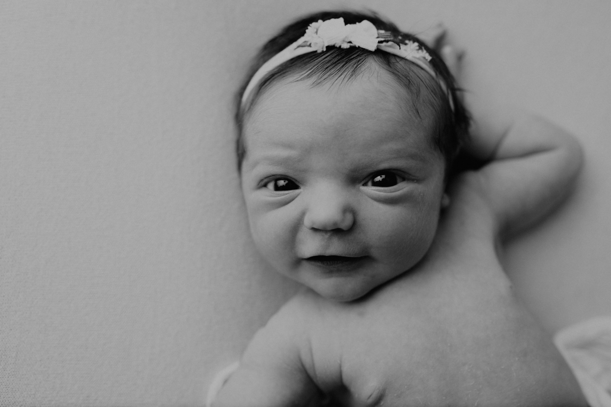 ensaionewborncuritiba,newborncuritiba,fotosderecemnascido,recemnascidoscuritba,fotografanewborncuritba,booknewborncuritiba,fotografanewborn,newborn,tainaportofotografia,tainaportofotografianewborn
