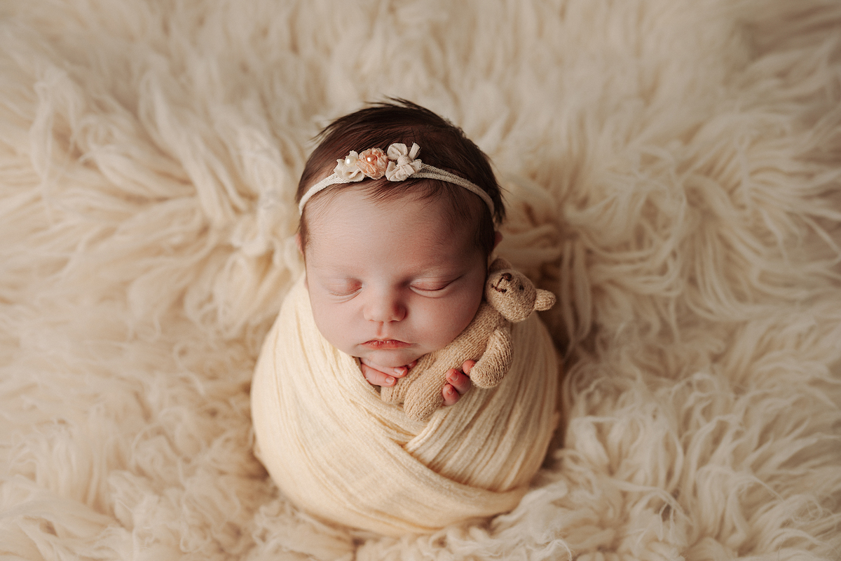 ensaionewborncuritiba,newborncuritiba,fotosderecemnascido,recemnascidoscuritba,fotografanewborncuritba,booknewborncuritiba,fotografanewborn,newborn,tainaportofotografia,tainaportofotografianewborn