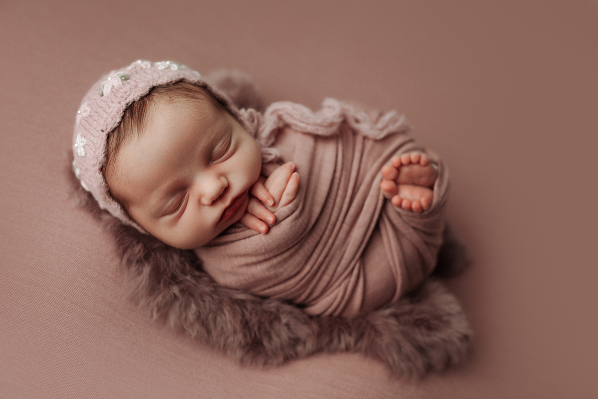 ensaionewborncuritiba,newborncuritiba,fotosderecemnascido,recemnascidoscuritba,fotografanewborncuritba,booknewborncuritiba,fotografanewborn,newborn,tainaportofotografia,tainaportofotografianewborn