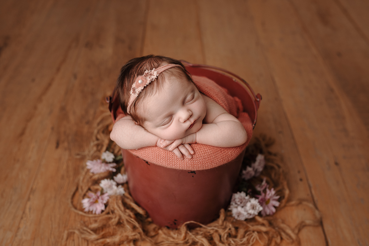 ensaionewborncuritiba,newborncuritiba,fotosderecemnascido,recemnascidoscuritba,fotografanewborncuritba,booknewborncuritiba,fotografanewborn,newborn,tainaportofotografia,tainaportofotografianewborn