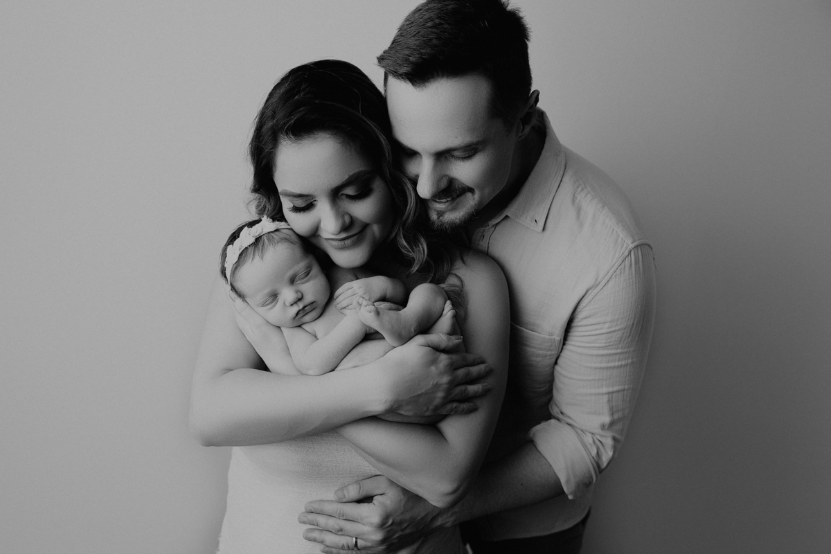 ensaionewborncuritiba,newborncuritiba,fotosderecemnascido,recemnascidoscuritba,fotografanewborncuritba,booknewborncuritiba,fotografanewborn,newborn,tainaportofotografia,tainaportofotografianewborn