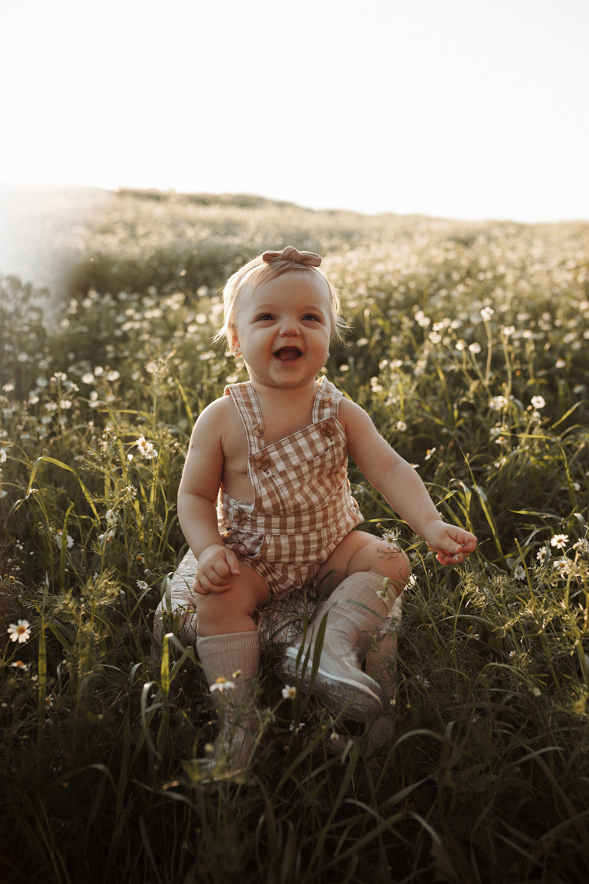 ensaioinfantil-tainaportofotografia-ensaioplantaçãodecamolila-plantação-ensaioexterno-ensaiofotograficoinfantil-fotosdebebescuritiba-ensaioinfantilcuritiba