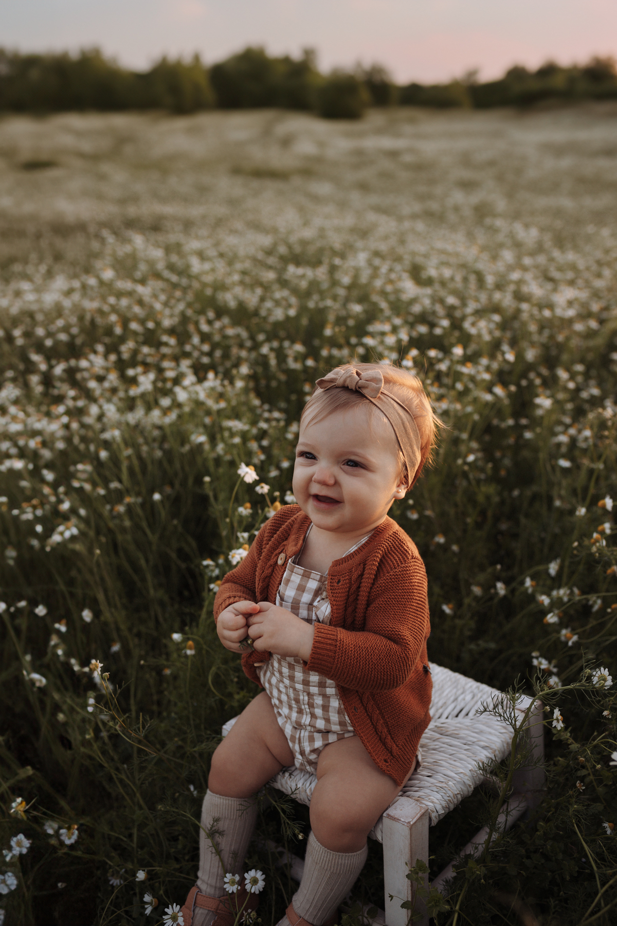 ensaioinfantil-tainaportofotografia-ensaioplantaçãodecamolila-plantação-ensaioexterno-ensaiofotograficoinfantil-fotosdebebescuritiba-ensaioinfantilcuritiba