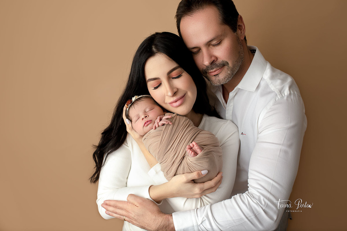 ensaionewborncuritiba,newborncuritiba,fotosderecemnascido,recemnascidoscuritba,fotografanewborncuritba,booknewborncuritiba,fotografanewborn,newborn,tainaportofotografia,tainaportofotografianewborn
