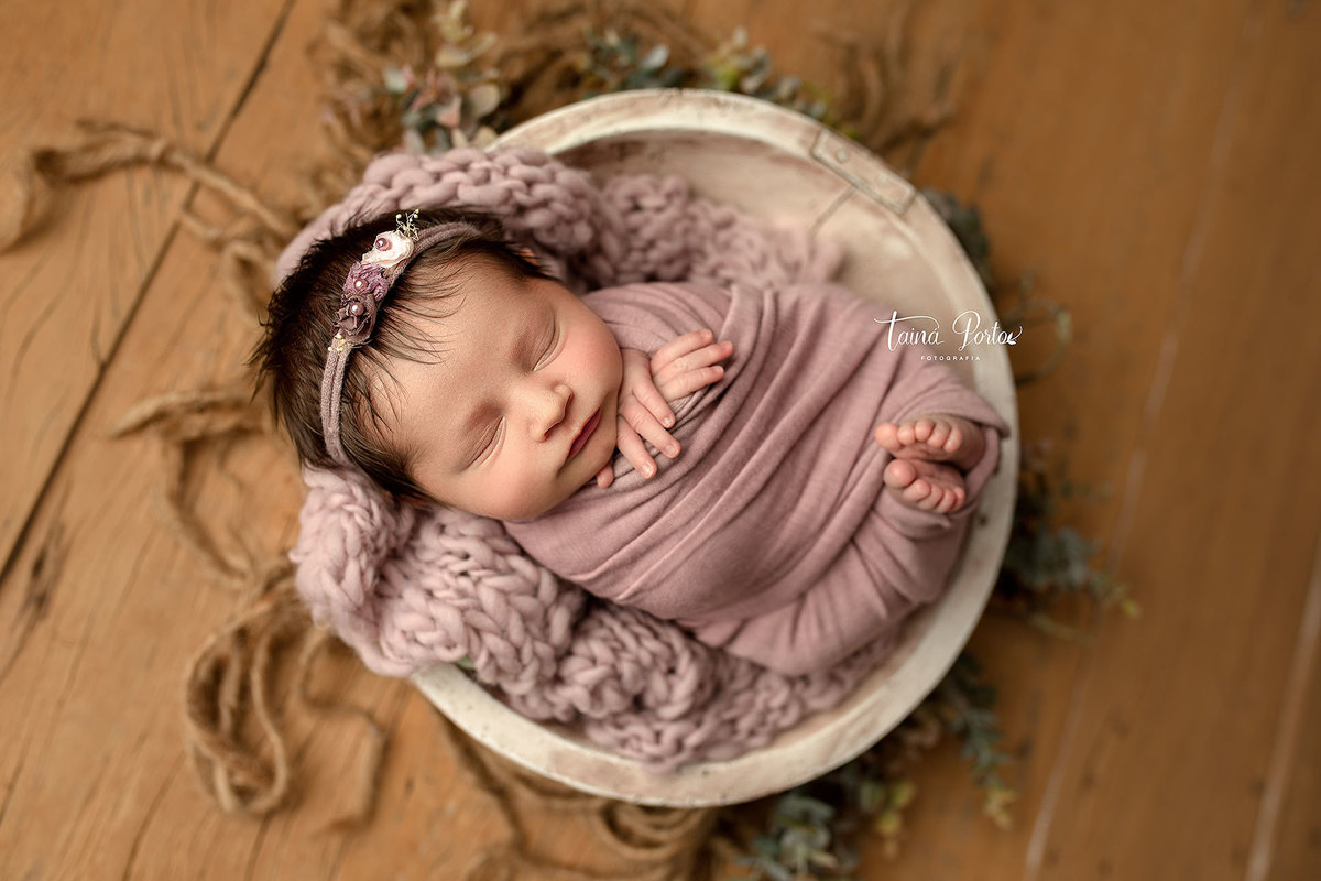 ensaionewborncuritiba,newborncuritiba,fotosderecemnascido,recemnascidoscuritba,fotografanewborncuritba,booknewborncuritiba,fotografanewborn,newborn,tainaportofotografia,tainaportofotografianewborn
