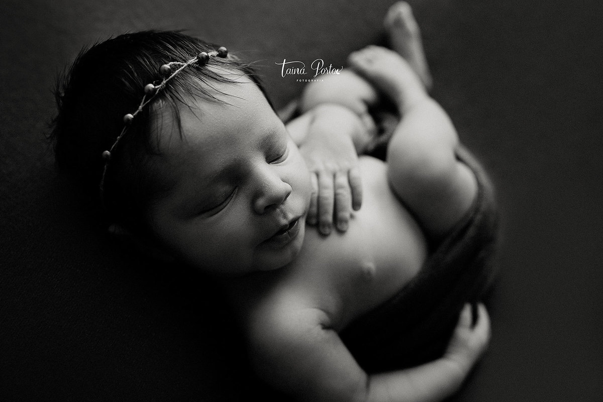 ensaionewborncuritiba,newborncuritiba,fotosderecemnascido,recemnascidoscuritba,fotografanewborncuritba,booknewborncuritiba,fotografanewborn,newborn,tainaportofotografia,tainaportofotografianewborn