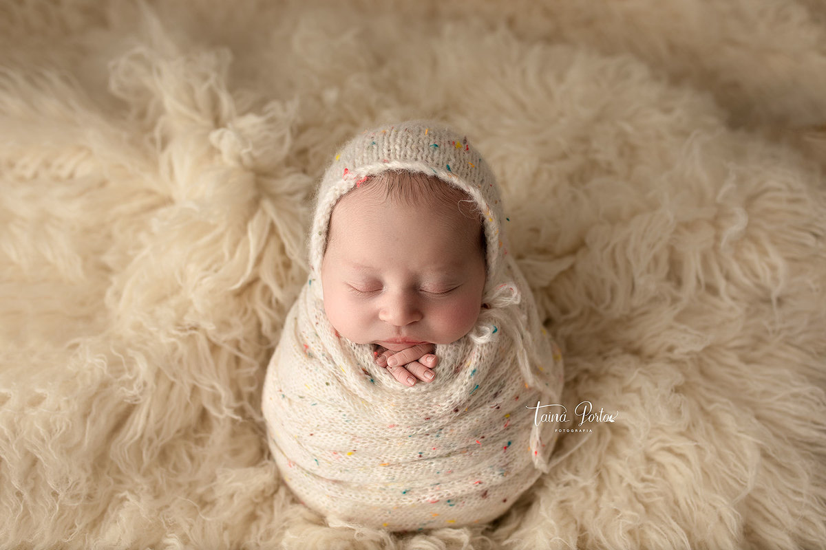 ensaionewborncuritiba,newborncuritiba,fotosderecemnascido,recemnascidoscuritba,fotografanewborncuritba,booknewborncuritiba,fotografanewborn,newborn,tainaportofotografia,tainaportofotografianewborn