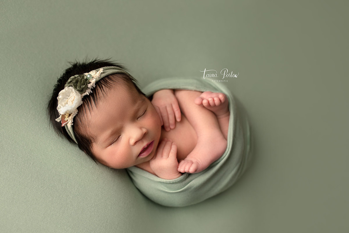 ensaionewborncuritiba,newborncuritiba,fotosderecemnascido,recemnascidoscuritba,fotografanewborncuritba,booknewborncuritiba,fotografanewborn,newborn,tainaportofotografia,tainaportofotografianewborn