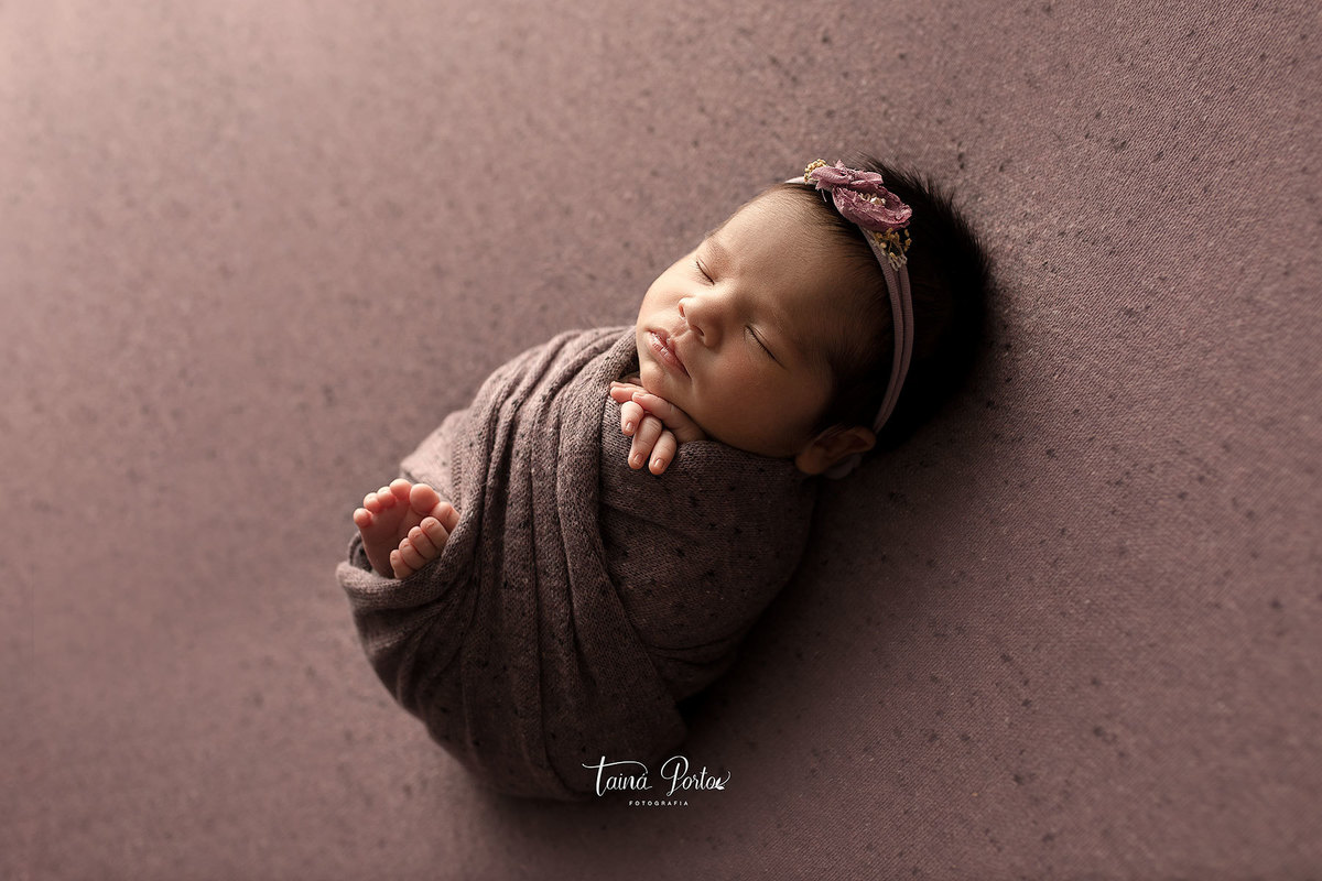 ensaionewborncuritiba,newborncuritiba,fotosderecemnascido,recemnascidoscuritba,fotografanewborncuritba,booknewborncuritiba,fotografanewborn,newborn,tainaportofotografia,tainaportofotografianewborn