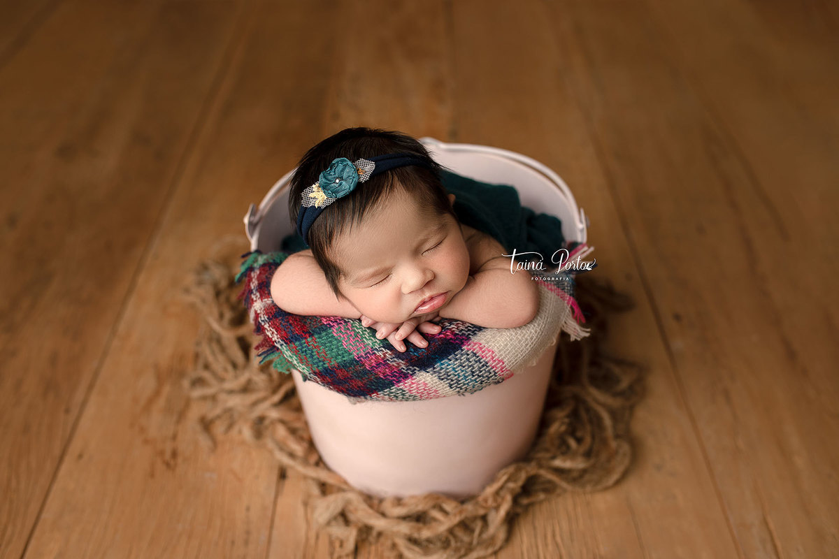 ensaionewborncuritiba,newborncuritiba,fotosderecemnascido,recemnascidoscuritba,fotografanewborncuritba,booknewborncuritiba,fotografanewborn,newborn,tainaportofotografia,tainaportofotografianewborn