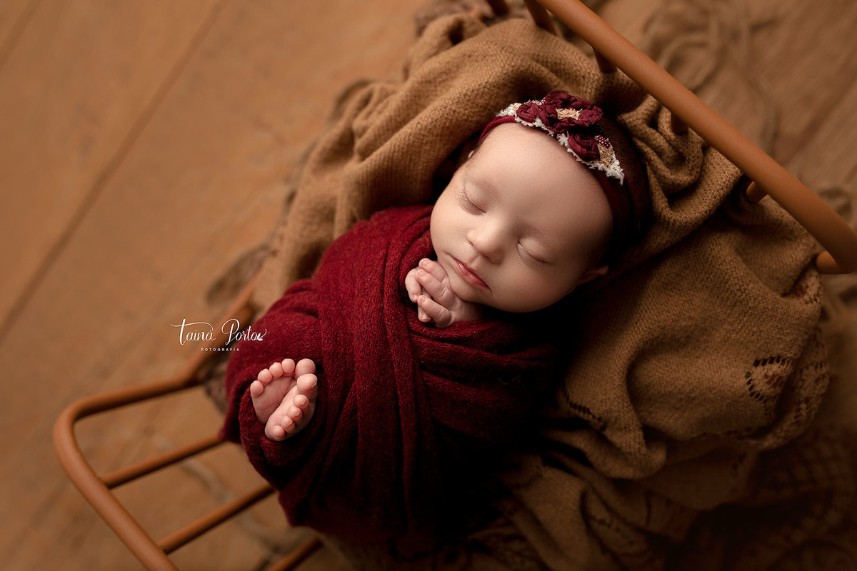ensaionewborncuritiba,newborncuritiba,fotosderecemnascido,recemnascidoscuritba,fotografanewborncuritba,booknewborncuritiba,fotografanewborn,newborn,tainaportofotografia,tainaportofotografianewborn