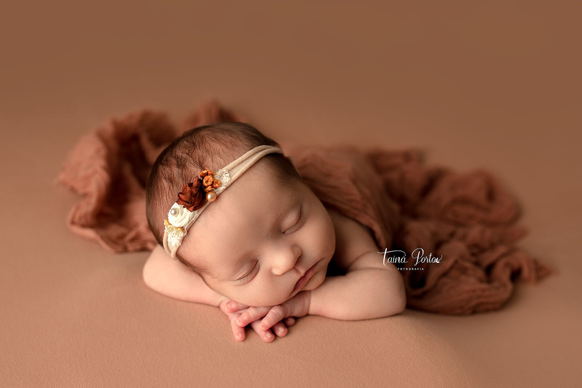 ensaionewborncuritiba,newborncuritiba,fotosderecemnascido,recemnascidoscuritba,fotografanewborncuritba,booknewborncuritiba,fotografanewborn,newborn,tainaportofotografia,tainaportofotografianewborn