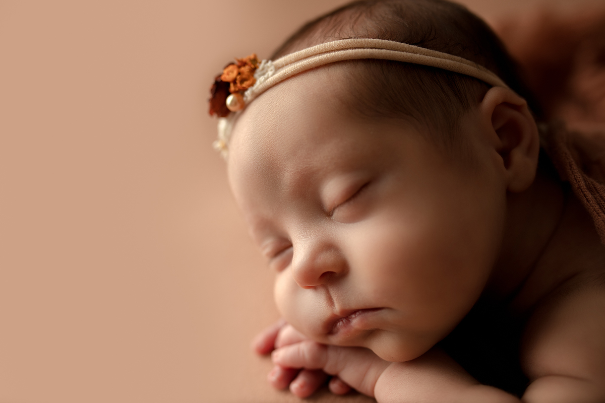 ensaionewborncuritiba,newborncuritiba,fotosderecemnascido,recemnascidoscuritba,fotografanewborncuritba,booknewborncuritiba,fotografanewborn,newborn,tainaportofotografia,tainaportofotografianewborn