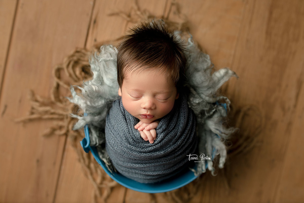 ensaionewborncuritiba,newborncuritiba,fotosderecemnascido,recemnascidoscuritba,fotografanewborncuritba,booknewborncuritiba,fotografanewborn,newborn,tainaportofotografia,tainaportofotografianewborn