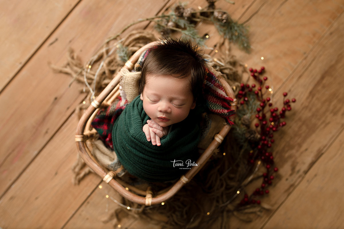 ensaionewborncuritiba,newborncuritiba,fotosderecemnascido,recemnascidoscuritba,fotografanewborncuritba,booknewborncuritiba,fotografanewborn,newborn,tainaportofotografia,tainaportofotografianewborn