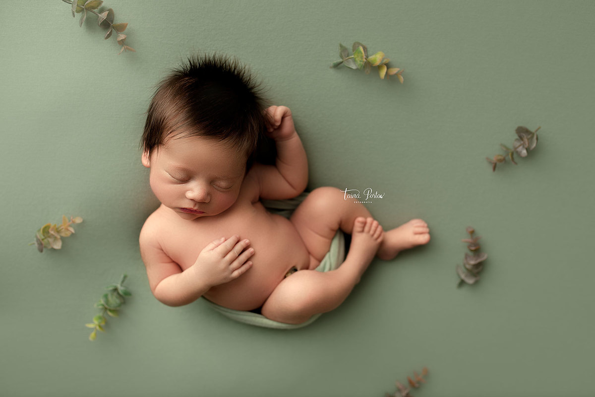 ensaionewborncuritiba,newborncuritiba,fotosderecemnascido,recemnascidoscuritba,fotografanewborncuritba,booknewborncuritiba,fotografanewborn,newborn,tainaportofotografia,tainaportofotografianewborn