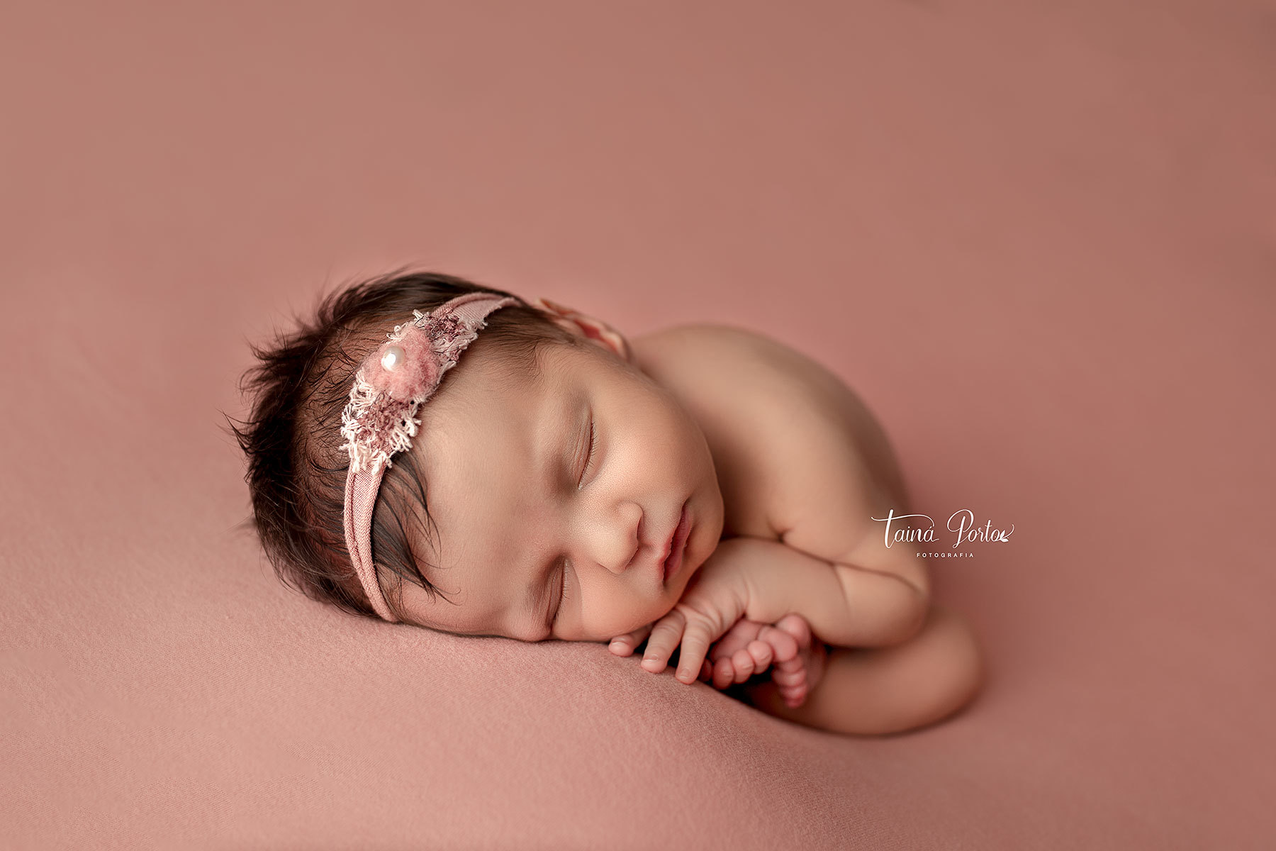 Contate Tainá Porto Fotografia - Especializada em Fotografia Newborn
