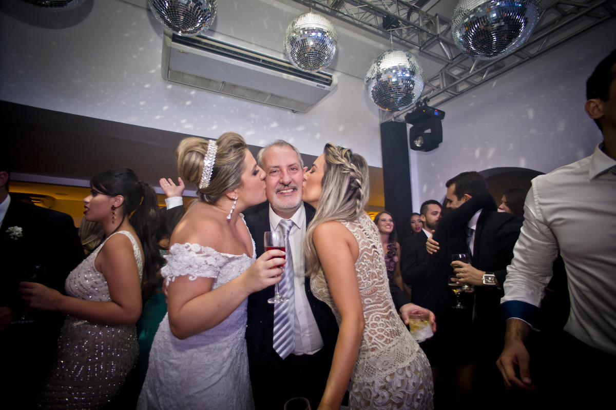 #fotografocasamentos #felipesaldanha #felipesaldanhafotografia #fotografobh #fotografobelohorizonte #fotografomg #trashthedress #ensaiocasal #savethedate #fotografocasamentos #chateubelvedere