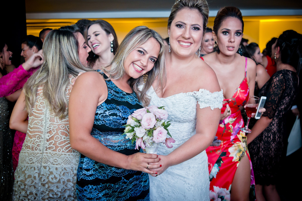 #fotografocasamentos #felipesaldanha #felipesaldanhafotografia #fotografobh #fotografobelohorizonte #fotografomg #trashthedress #ensaiocasal #savethedate #fotografocasamentos #chateubelvedere