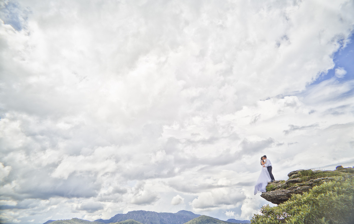 #fotografocasamentos #felipesaldanha #felipesaldanhafotografia #fotografobh #fotografobelohorizonte #fotografomg #trashthedress #ensaiocasal #savethedate #fotografocasamentos #lavrasnovas