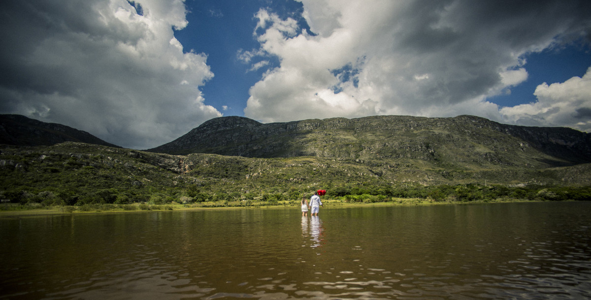 #fotografocasamentos #felipesaldanha #felipesaldanhafotografia #fotografobh #fotografobelohorizonte #fotografomg #trashthedress #ensaiocasal #savethedate #fotografocasamentos #lapinhadaserra