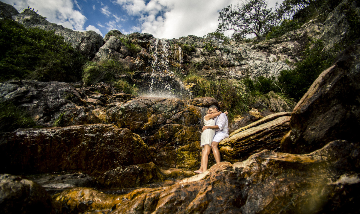 #fotografocasamentos #felipesaldanha #felipesaldanhafotografia #fotografobh #fotografobelohorizonte #fotografomg #trashthedress #ensaiocasal #savethedate #fotografocasamentos #lapinhadaserra