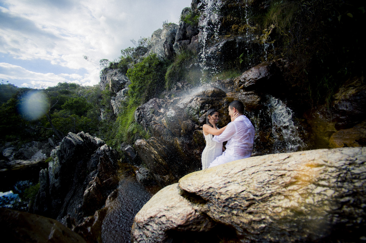 #fotografocasamentos #felipesaldanha #felipesaldanhafotografia #fotografobh #fotografobelohorizonte #fotografomg #trashthedress #ensaiocasal #savethedate #fotografocasamentos #lapinhadaserra