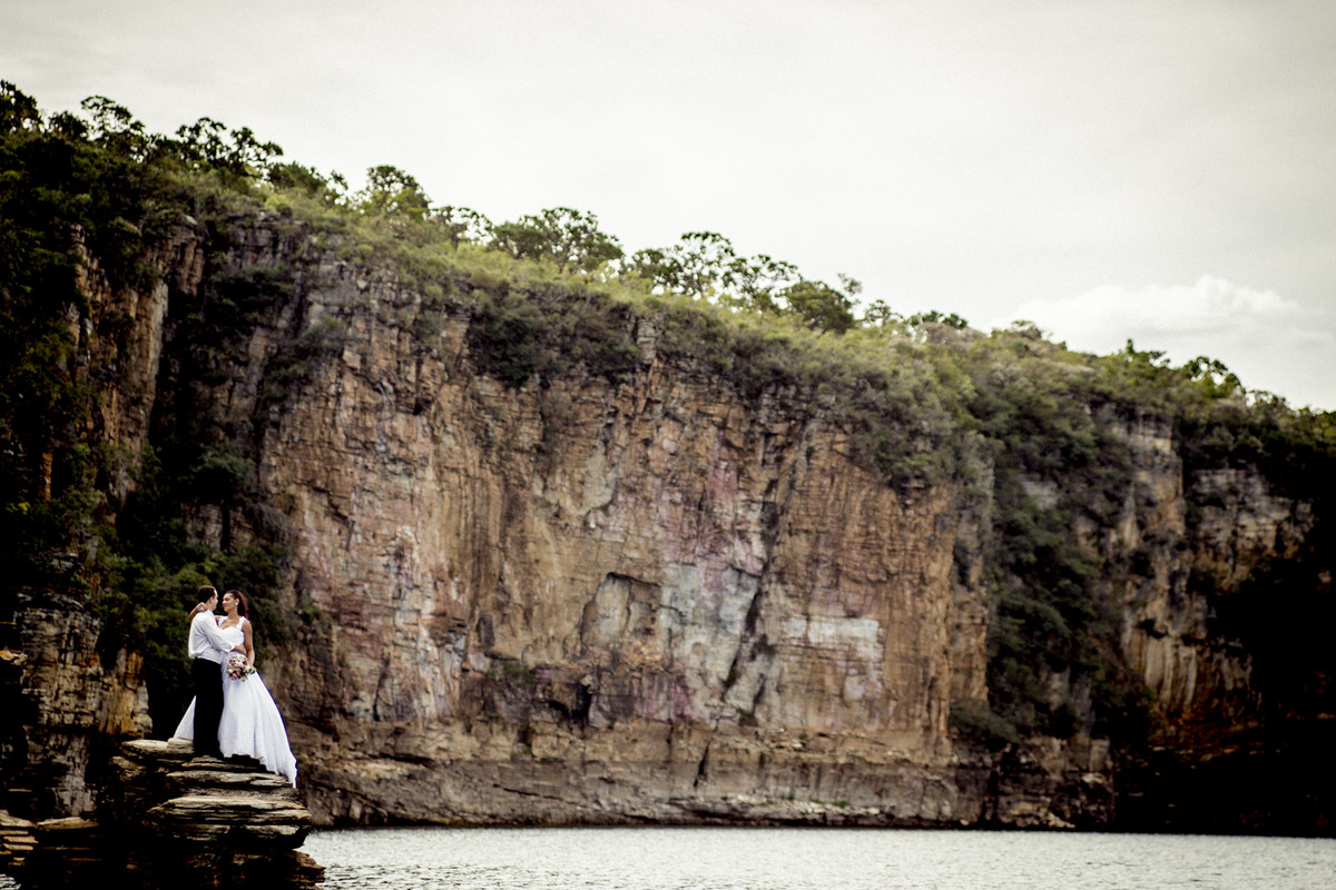 #capitolio #felipesaldanha #felipesaldanhafotografia #fotografobh #fotografobelohorizonte #fotografomg #trashthedress #ensaiocasal #savethedate #fotografocasamentos #escarpasdolago