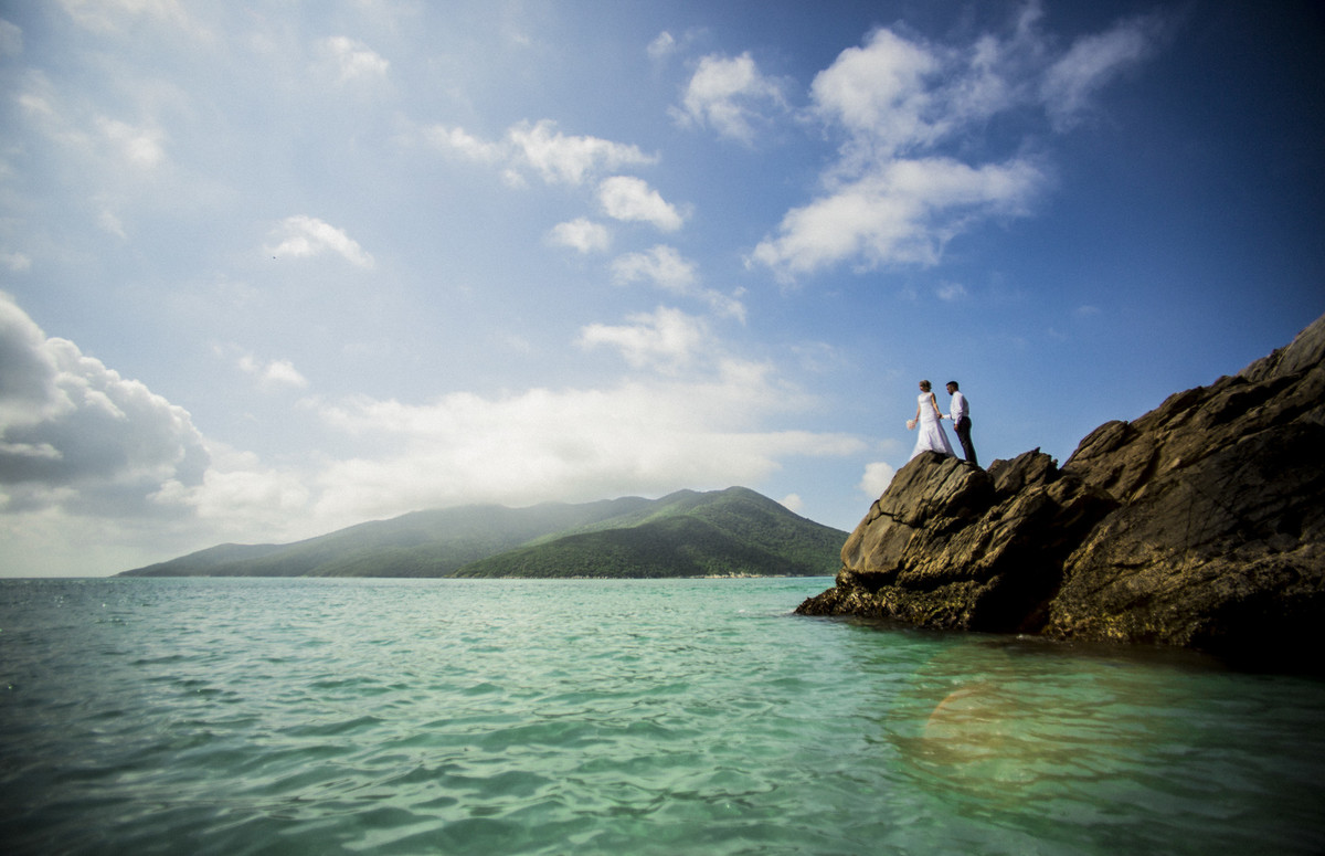 #ensaioarraialdocabo #felipesaldanha #felipesaldanhafotografia #fotografobh #fotografobelohorizonte #fotografomg #trashthedress #ensaiocasal #savethedate #fotografocasamentos #ensaionapraia