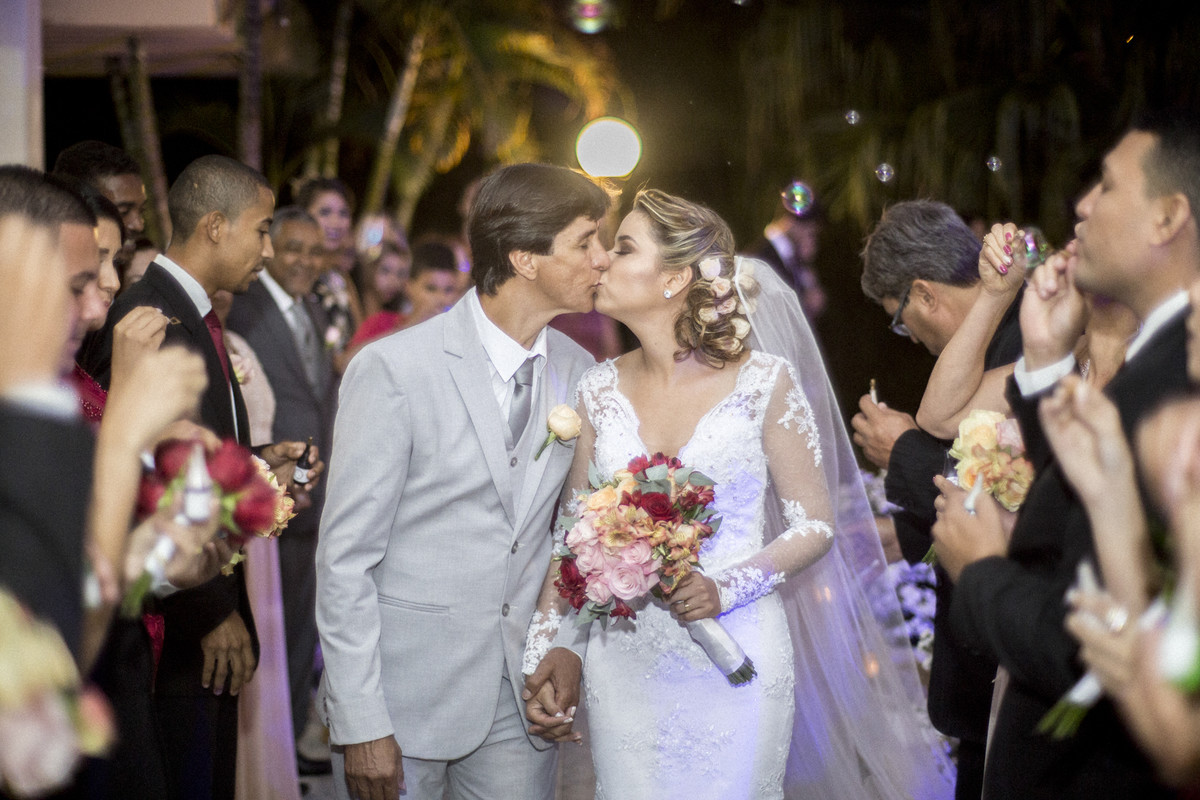 #fotografiacasamento #felipesaldanha #felipesaldanhafotografia #fotografobh #fotografobelohorizonte #fotografomg #trashthedress #ensaiocasal #savethedate #fotografocasamentos #diadenoiva