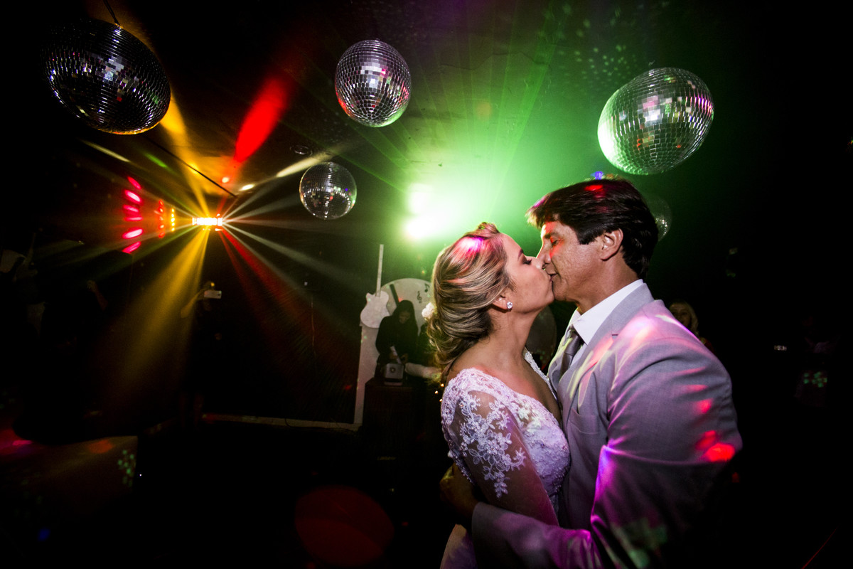 #fotografiacasamento #felipesaldanha #felipesaldanhafotografia #fotografobh #fotografobelohorizonte #fotografomg #trashthedress #ensaiocasal #savethedate #fotografocasamentos #diadenoiva