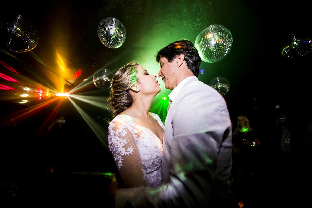 #fotografiacasamento #felipesaldanha #felipesaldanhafotografia #fotografobh #fotografobelohorizonte #fotografomg #trashthedress #ensaiocasal #savethedate #fotografocasamentos #diadenoiva