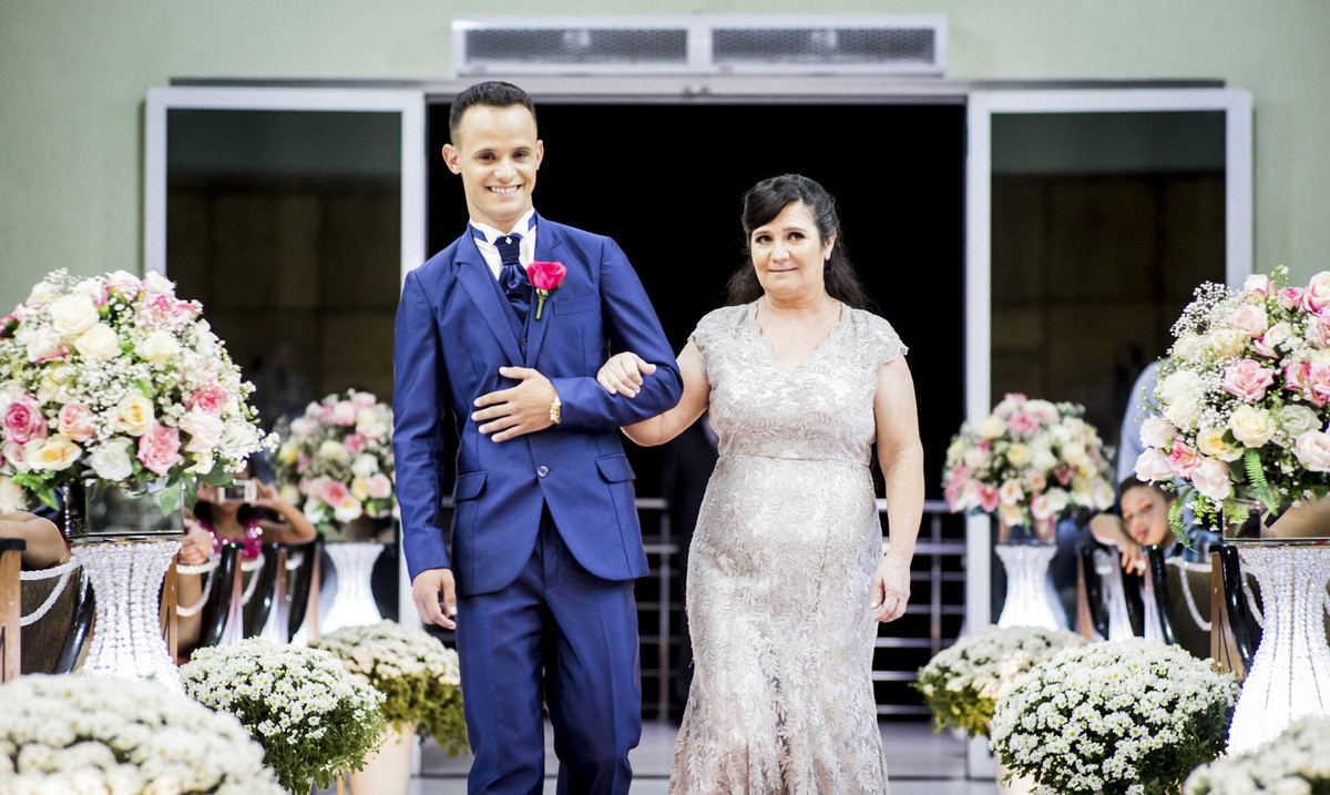 #fotografiacasamento #felipesaldanha #felipesaldanhafotografia #fotografobh #fotografobelohorizonte #fotografomg #trashthedress #ensaiocasal #savethedate #fotografocasamentos #diadenoiva