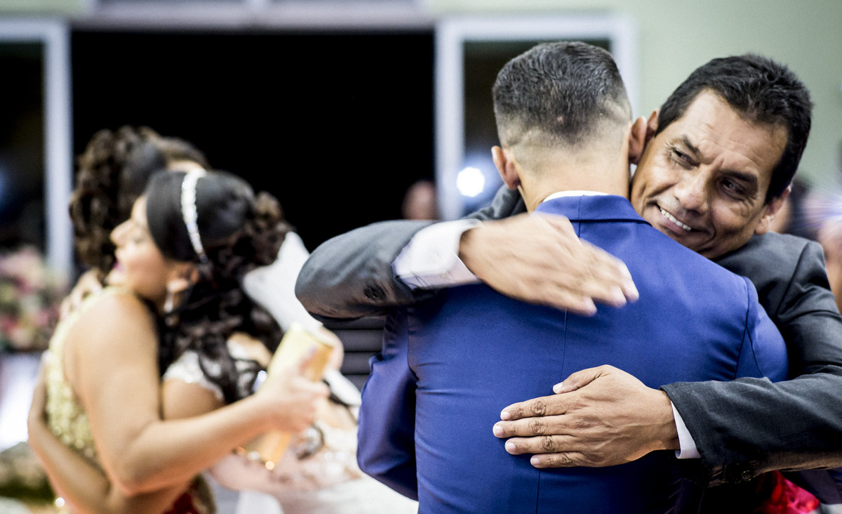 #fotografiacasamento #felipesaldanha #felipesaldanhafotografia #fotografobh #fotografobelohorizonte #fotografomg #trashthedress #ensaiocasal #savethedate #fotografocasamentos #diadenoiva