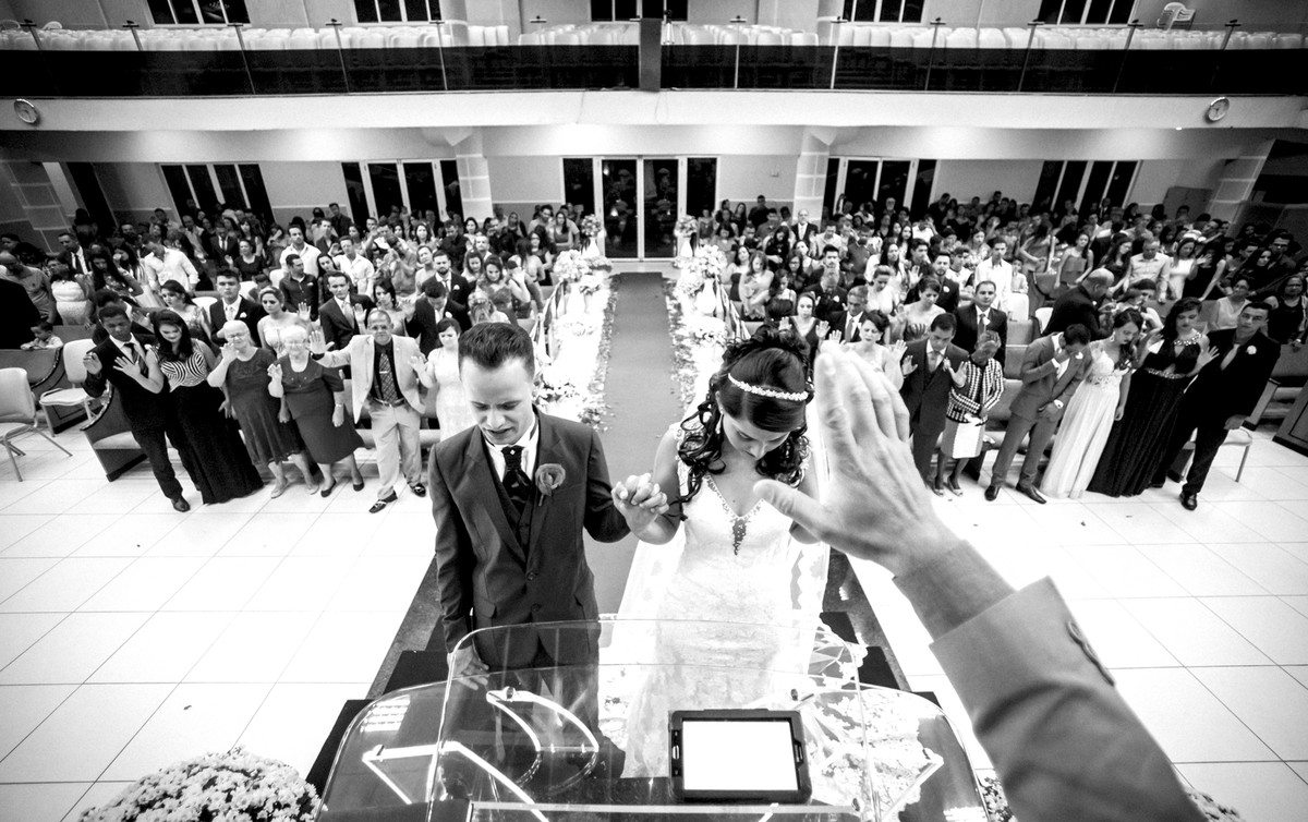 #fotografiacasamento #felipesaldanha #felipesaldanhafotografia #fotografobh #fotografobelohorizonte #fotografomg #trashthedress #ensaiocasal #savethedate #fotografocasamentos #diadenoiva