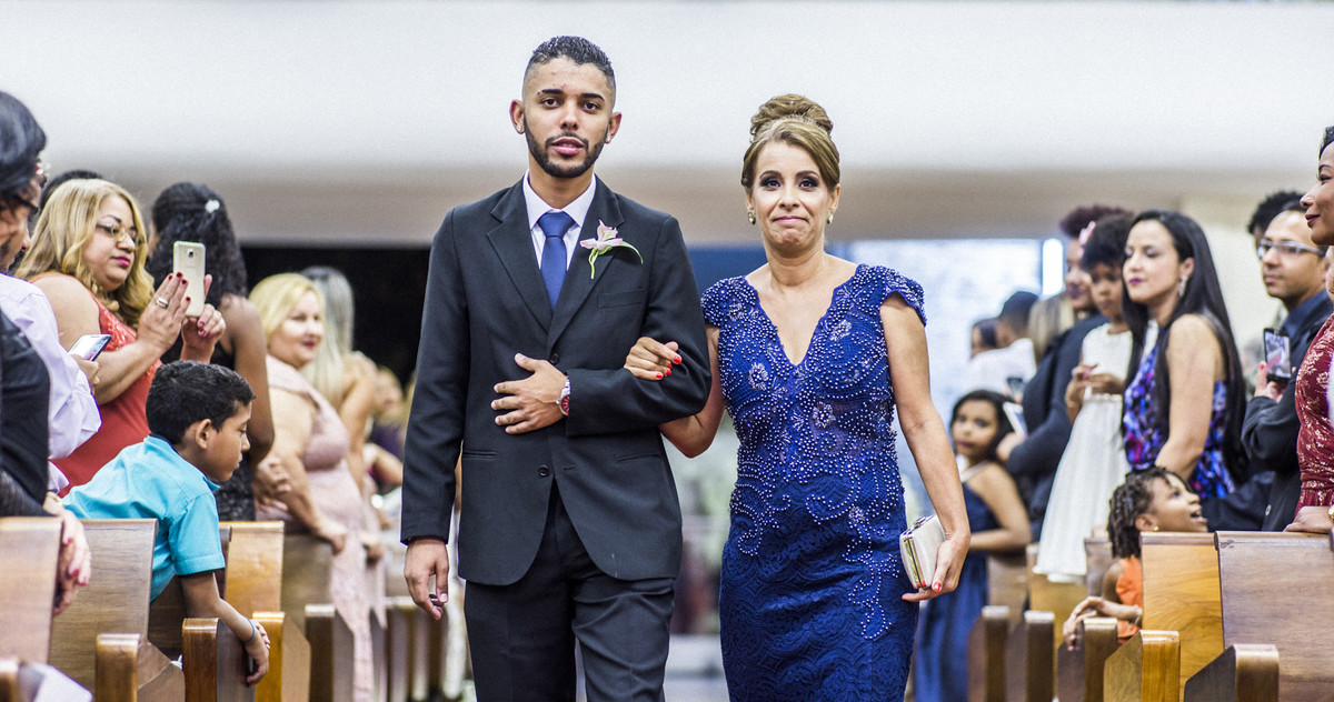 #fotografiacasamento #felipesaldanha #felipesaldanhafotografia #fotografobh #fotografobelohorizonte #fotografomg #trashthedress #ensaiocasal #savethedate #fotografocasamentos #diadenoiva