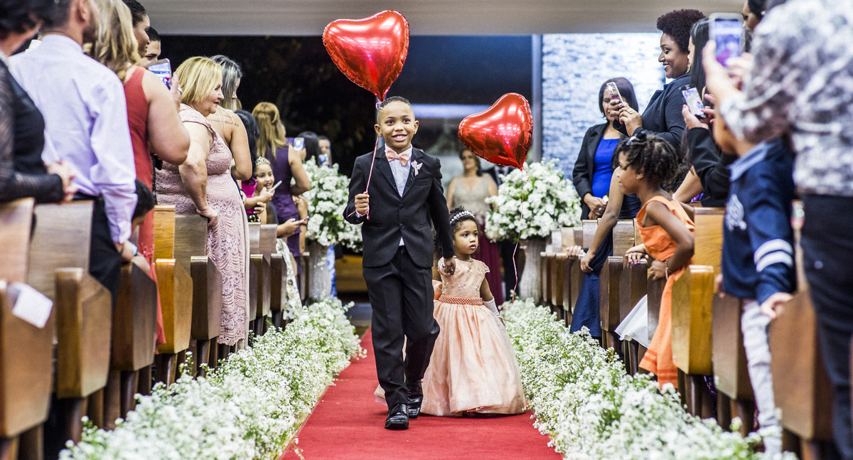 #fotografiacasamento #felipesaldanha #felipesaldanhafotografia #fotografobh #fotografobelohorizonte #fotografomg #trashthedress #ensaiocasal #savethedate #fotografocasamentos #diadenoiva