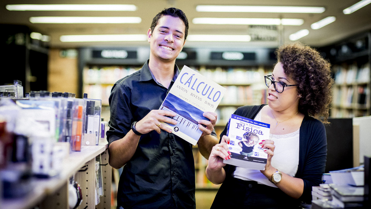 #fotografiacasamento #felipesaldanha #felipesaldanhafotografia #fotografobh #fotografobelohorizonte #fotografomg #ensaionerd #ensaiocasal #savethedate #fotografocasamentos #fotolinda #amor