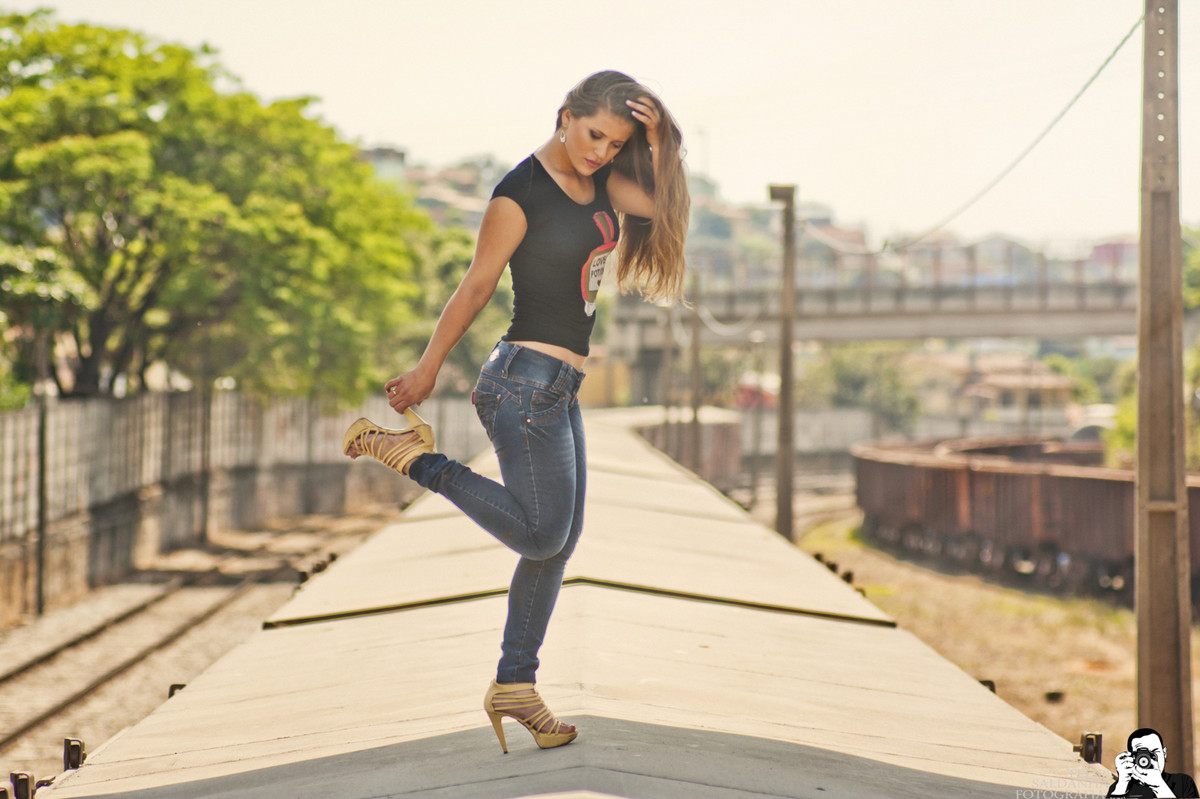 #felipesaldanha #felipesaldanhafotografia #fotografobh #fotografobelohorizonte #fotografomg #ensaiocolorido #ensaiosensual #ensaiofotografico #ensaiogarota #fotolinda #ensaiomenina