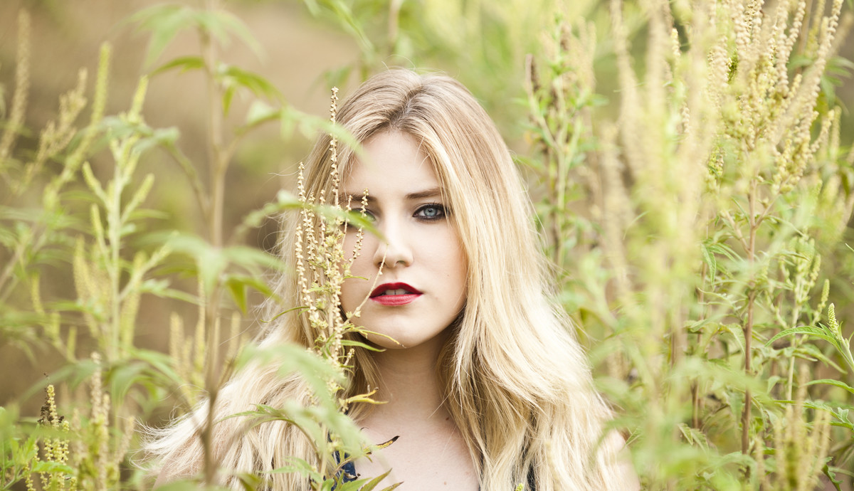 #felipesaldanha #felipesaldanhafotografia #fotografobh #fotografobelohorizonte #fotografomg #ensaiocolorido #ensaiosensual #ensaiofotografico #ensaiogarota #fotolinda #ensaiomenina