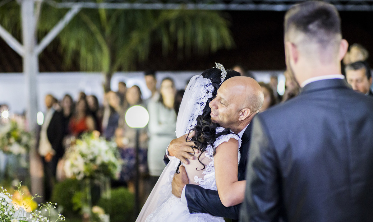 #fotografiacasamento #felipesaldanha #felipesaldanhafotografia #fotografobh #fotografobelohorizonte #fotografomg #diadenoiva #ensaiocasal #savethedate #fotografocasamentos #fotolinda #amor