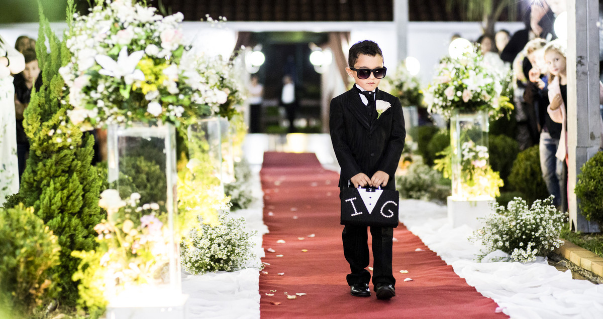 #fotografiacasamento #felipesaldanha #felipesaldanhafotografia #fotografobh #fotografobelohorizonte #fotografomg #diadenoiva #ensaiocasal #savethedate #fotografocasamentos #fotolinda #amor