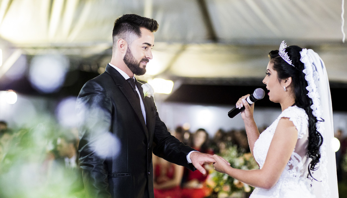 #fotografiacasamento #felipesaldanha #felipesaldanhafotografia #fotografobh #fotografobelohorizonte #fotografomg #diadenoiva #ensaiocasal #savethedate #fotografocasamentos #fotolinda #amor