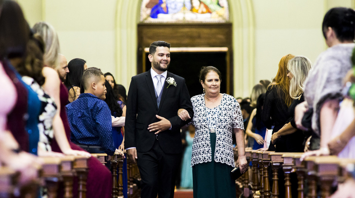 #fotografiacasamento #felipesaldanha #felipesaldanhafotografia #fotografobh #fotografobelohorizonte #fotografomg #diadenoiva  #ensaiocasal #savethedate #fotografocasamentos #fotolinda #amor