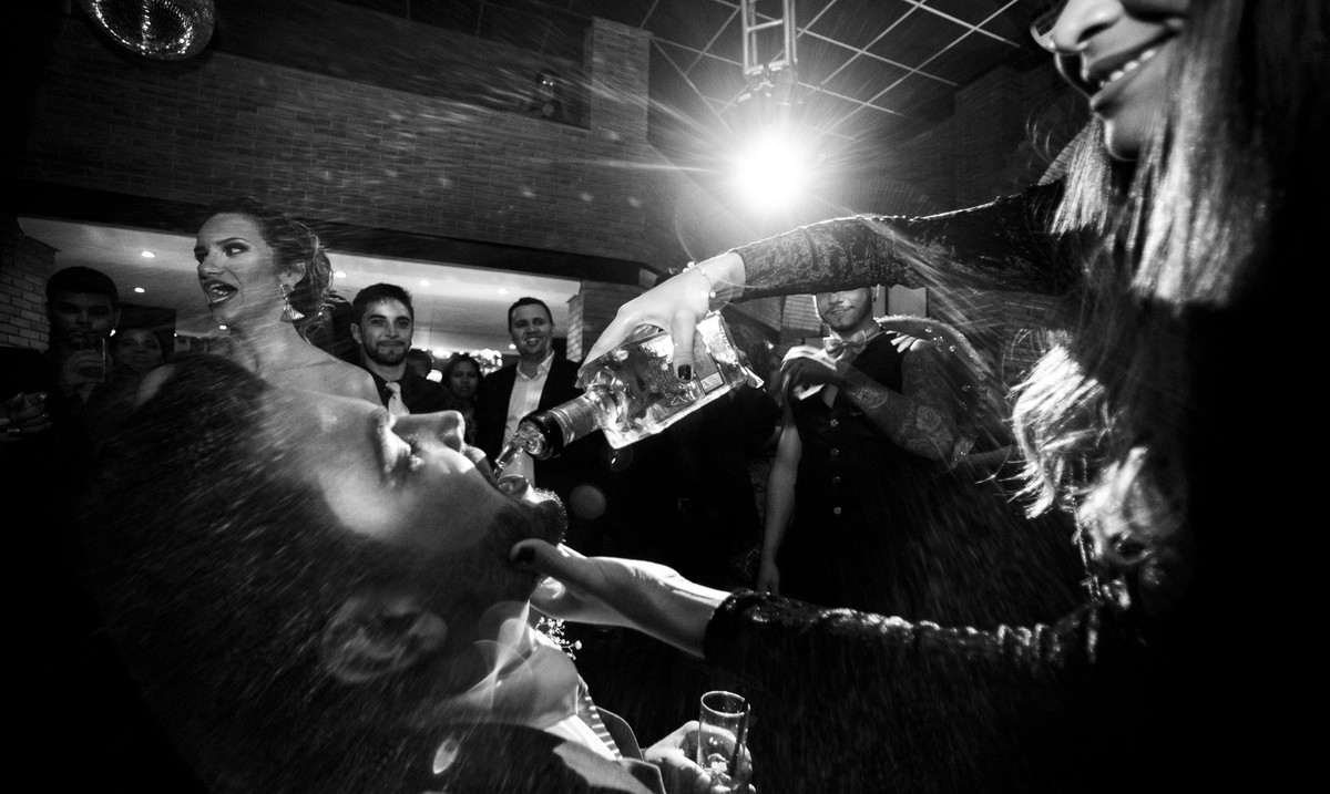 #fotografiacasamento #felipesaldanha #felipesaldanhafotografia #fotografobh #fotografobelohorizonte #fotografomg #diadenoiva  #ensaiocasal #savethedate #fotografocasamentos #fotolinda #amor